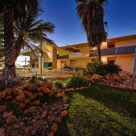 Sea Breeze Resort Exmouth Exteriör bild